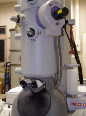 電子顕微鏡（TEM)　試料作りから観察まで